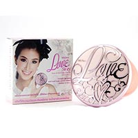 Компактная пудра с натуральными экстрактами Love Story SPF25PA++ от Mistine 10 гр / Mistine Love Story Scent & Soft Powder SPF25PA++ 10g