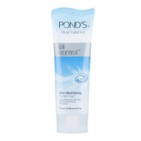 Матирующая пенка для умывания Pond`s 50 мл / Pond`s Clear Balance Oil conrol facial foam 50 ml